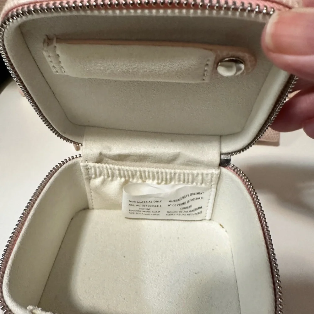 Pottery Barn Blush croco-style Leather Jewelry cube EXCELLENT CONDITION